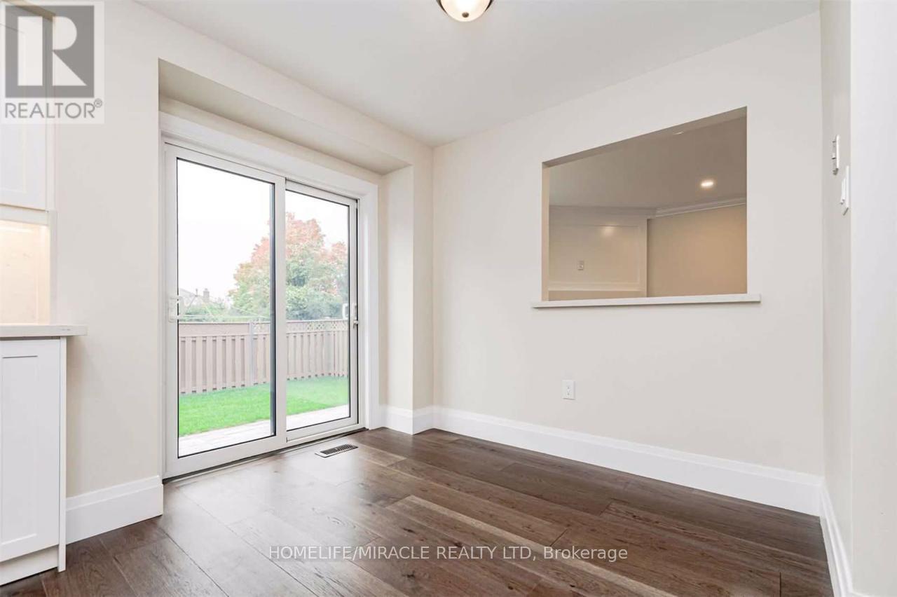 40 Leatherhead Court, Brampton, Ontario  L6S 5E7 - Photo 6 - W13016040