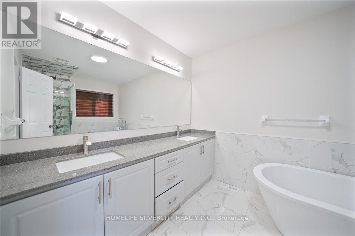 6 Bentgrass Lane, Brampton, Ontario  L7A 3K2 - Photo 17 - W13016086