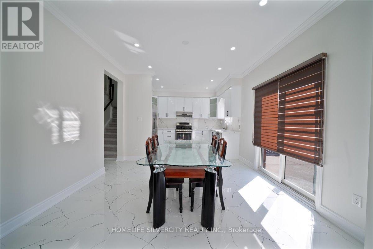 6 Bentgrass Lane, Brampton, Ontario  L7A 3K2 - Photo 32 - W13016086