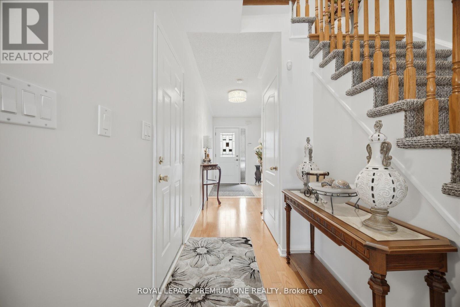 64 Mare Crescent, Toronto, Ontario  M9W 7E7 - Photo 17 - W13016106