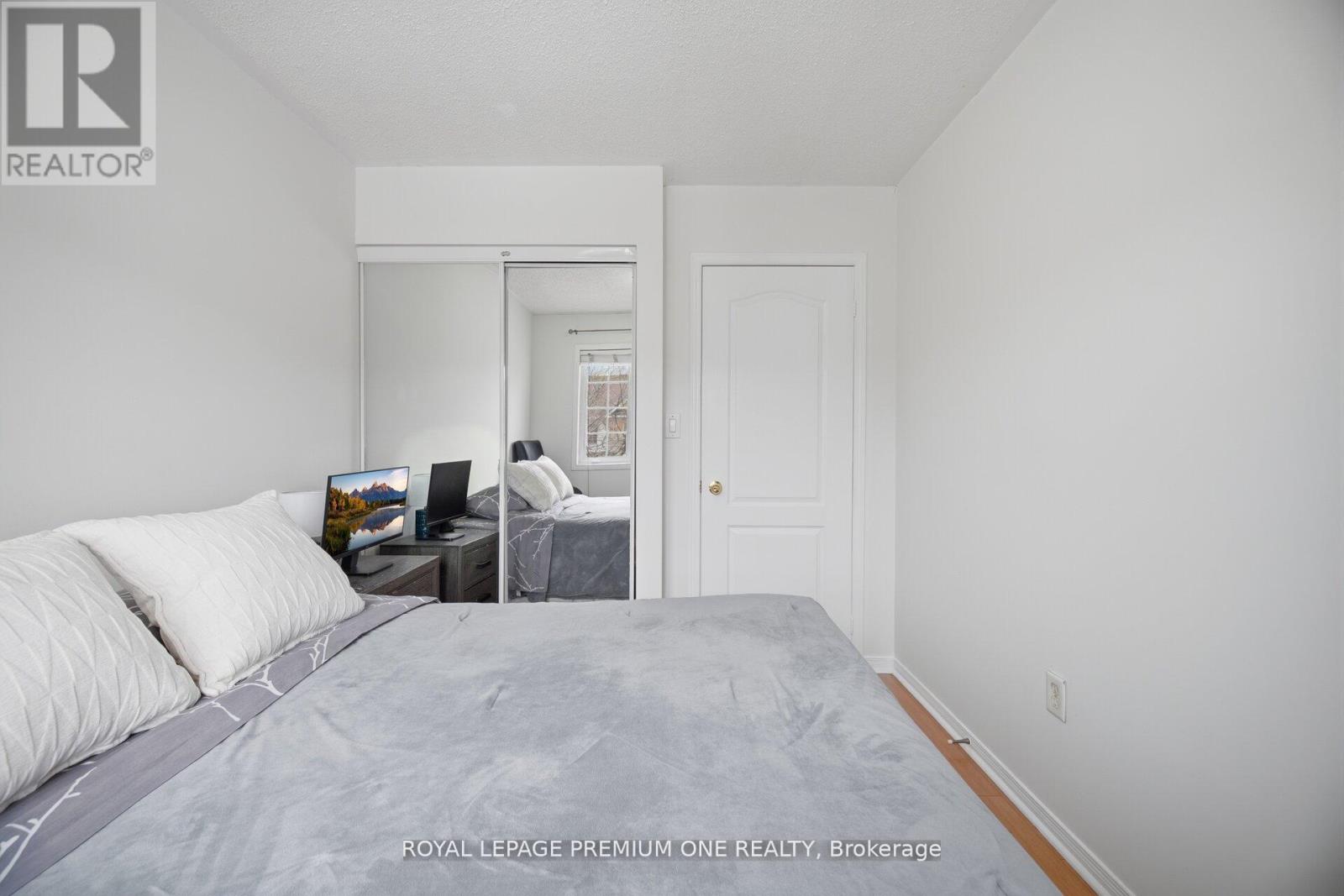 64 Mare Crescent, Toronto, Ontario  M9W 7E7 - Photo 32 - W13016106