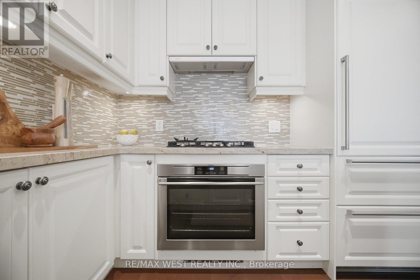 825 - 3500 Lakeshore Road W, Oakville, Ontario  L6L 0B4 - Photo 13 - W13016108