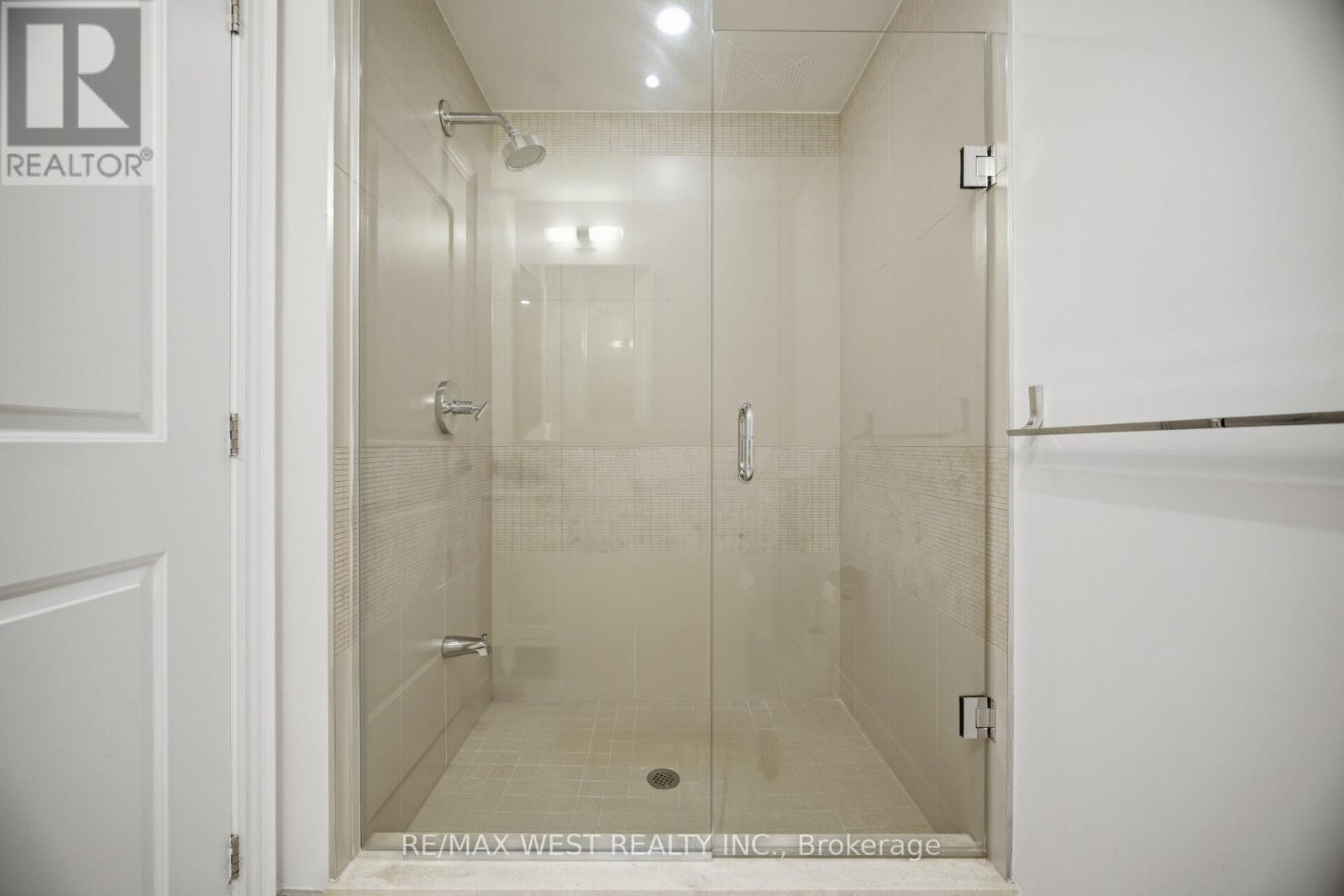 825 - 3500 Lakeshore Road W, Oakville, Ontario  L6L 0B4 - Photo 27 - W13016108