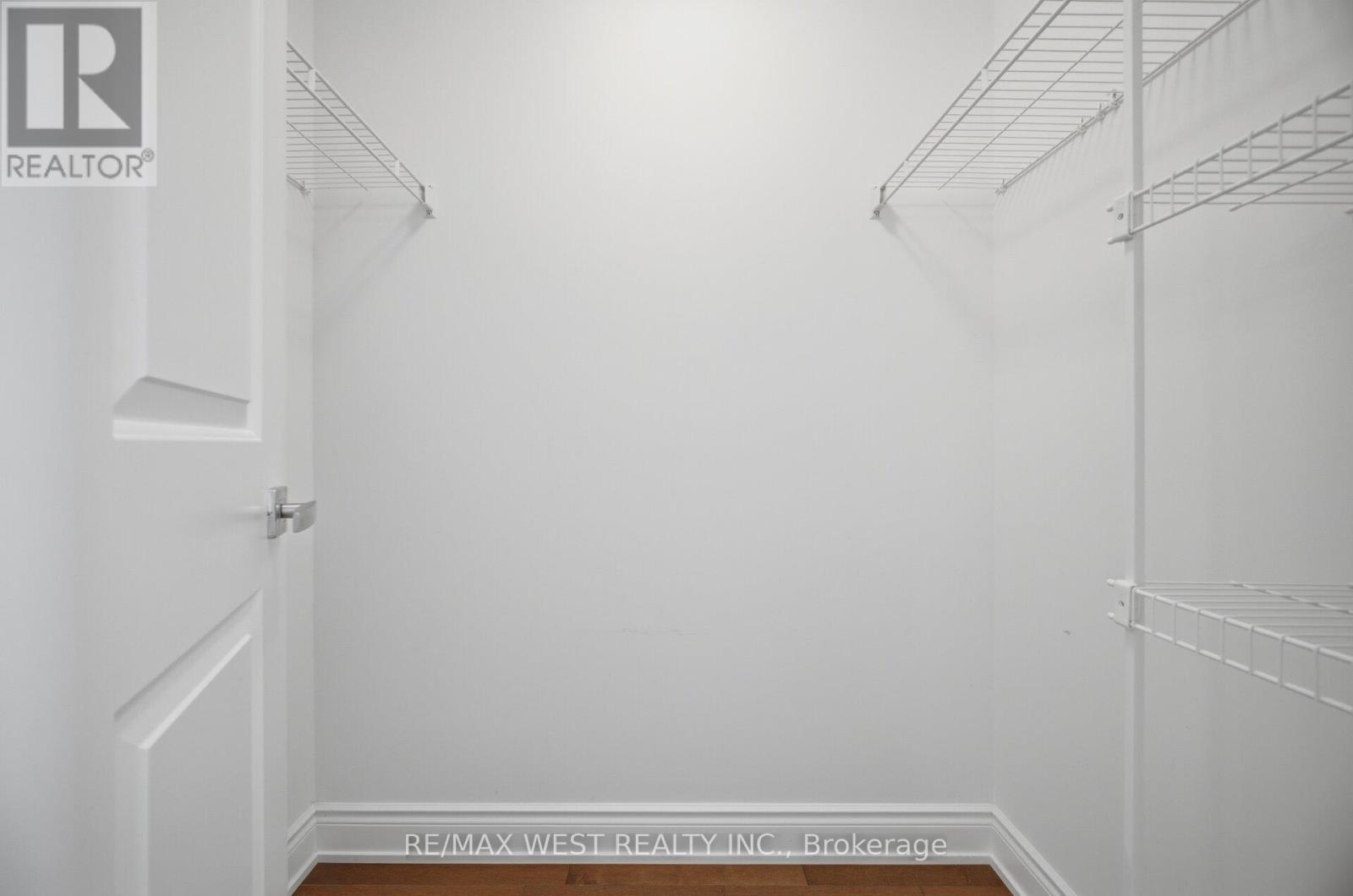 825 - 3500 Lakeshore Road W, Oakville, Ontario  L6L 0B4 - Photo 36 - W13016108