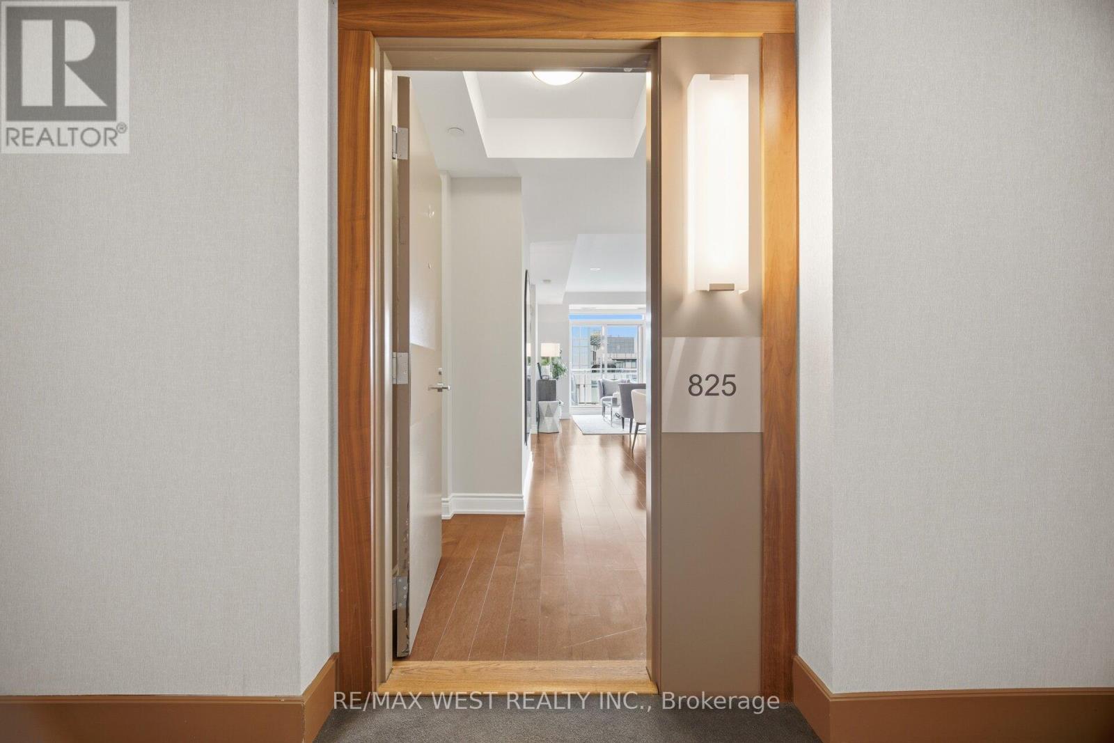 825 - 3500 Lakeshore Road W, Oakville, Ontario  L6L 0B4 - Photo 5 - W13016108