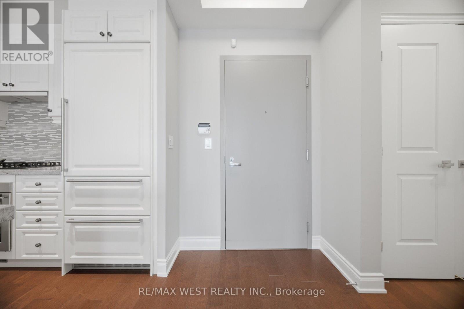 825 - 3500 Lakeshore Road W, Oakville, Ontario  L6L 0B4 - Photo 6 - W13016108