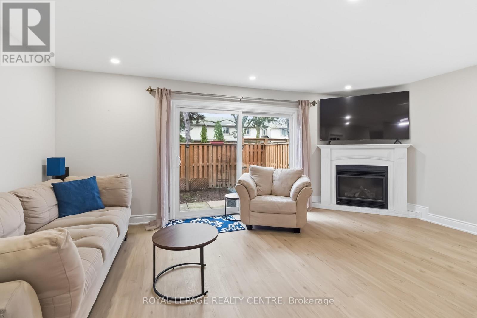 683 Woodward Avenue, Milton, Ontario  L9T 3K4 - Photo 3 - W13016122