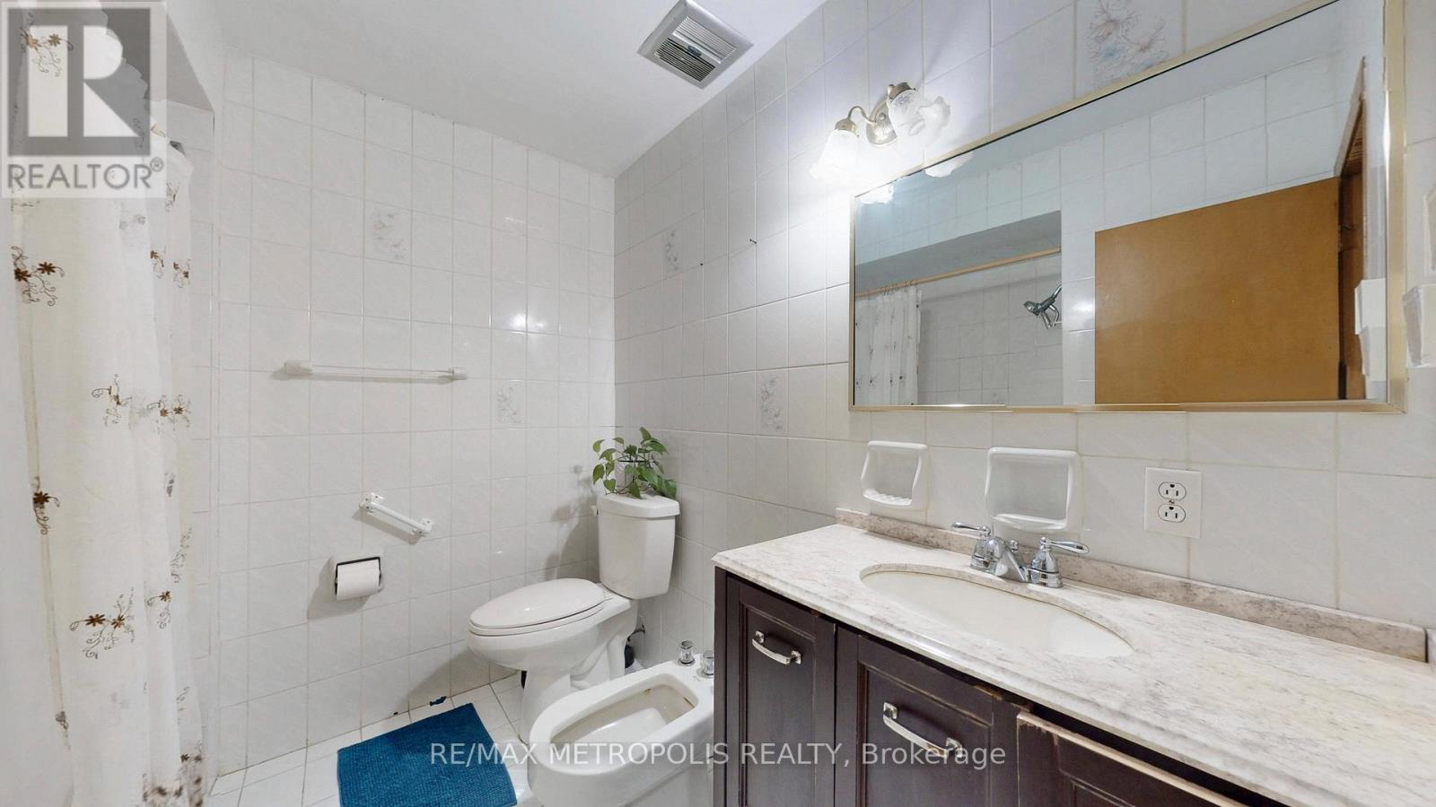 68 Paulvale Crescent, Toronto, Ontario  M3J 1K5 - Photo 24 - W13016128