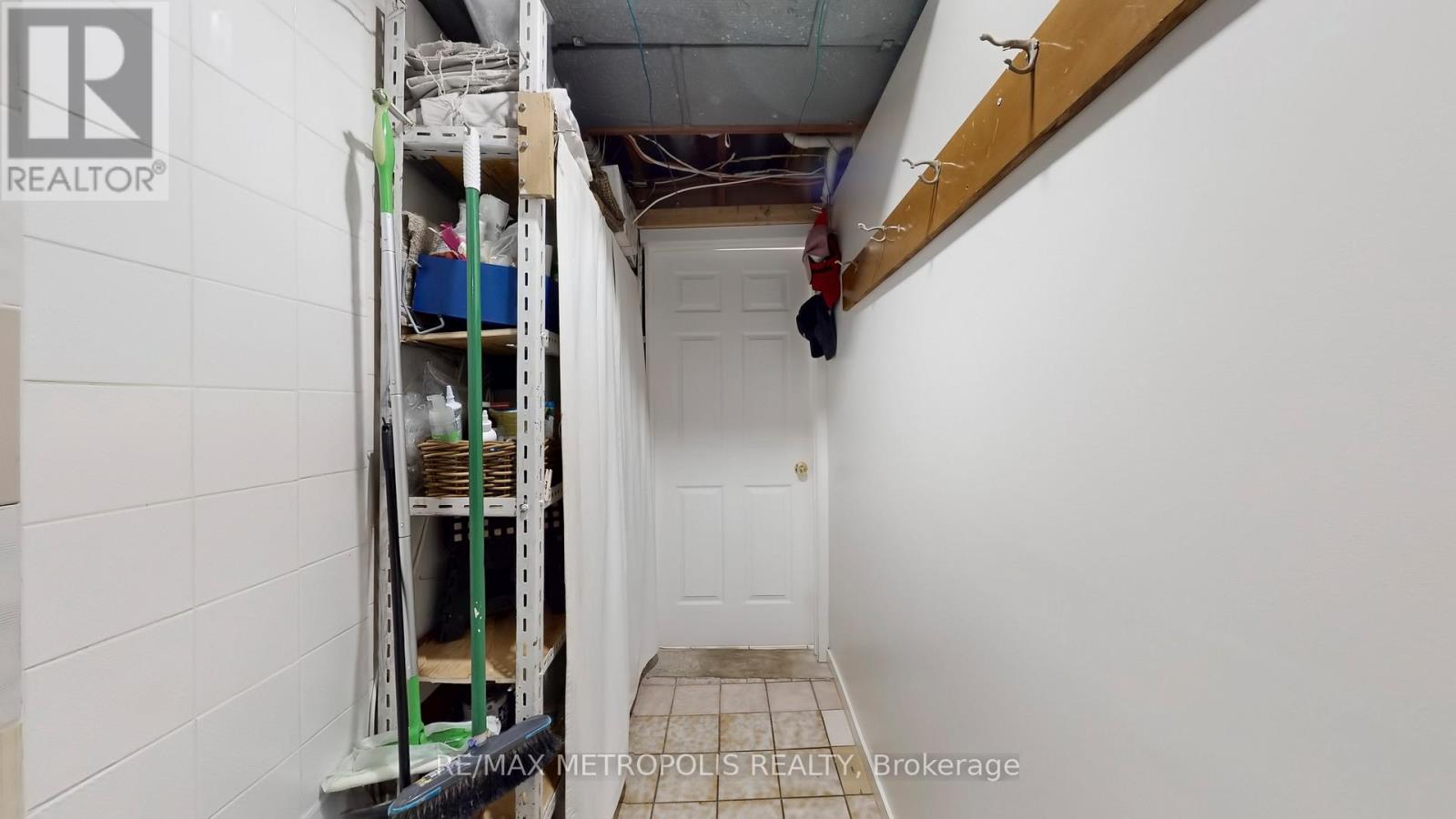 68 Paulvale Crescent, Toronto, Ontario  M3J 1K5 - Photo 41 - W13016128