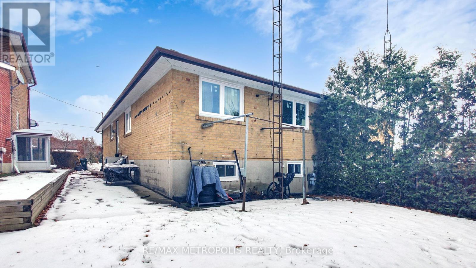 68 Paulvale Crescent, Toronto, Ontario  M3J 1K5 - Photo 44 - W13016128