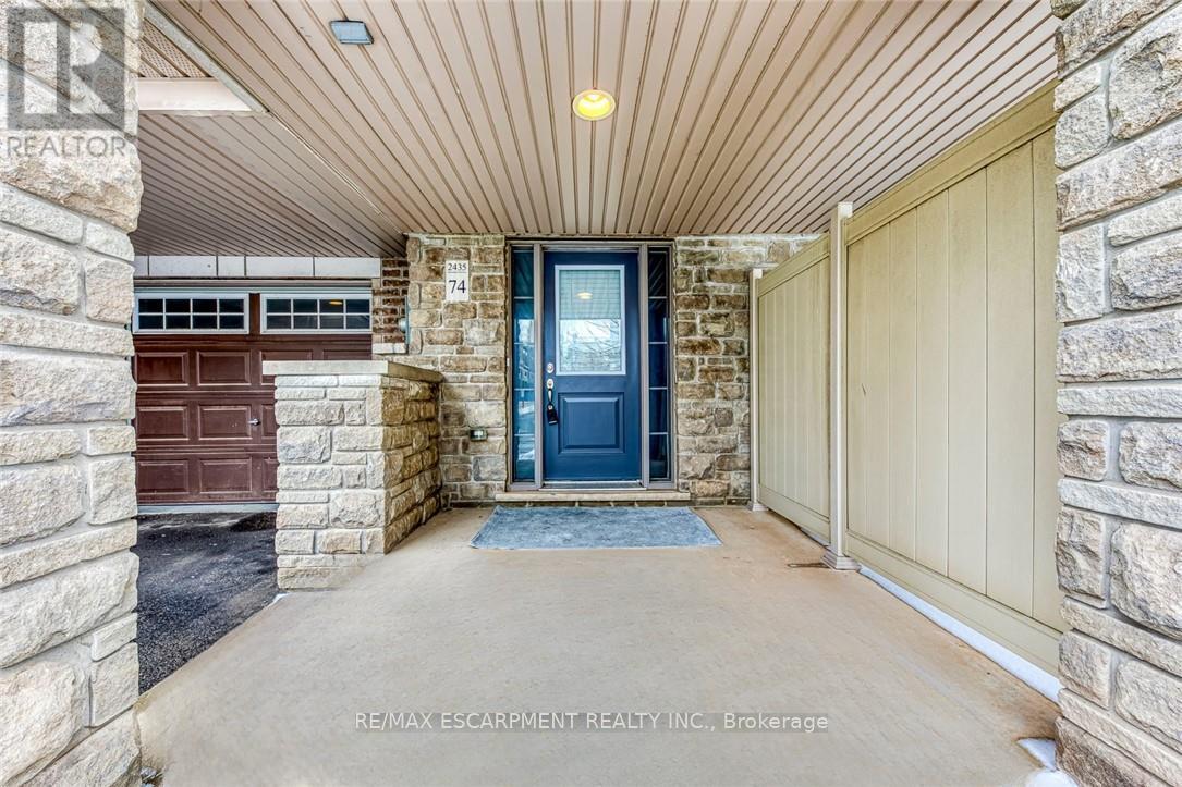 74 - 2435 Greenwich Drive, Oakville, Ontario  L6M 0S4 - Photo 3 - W13016142