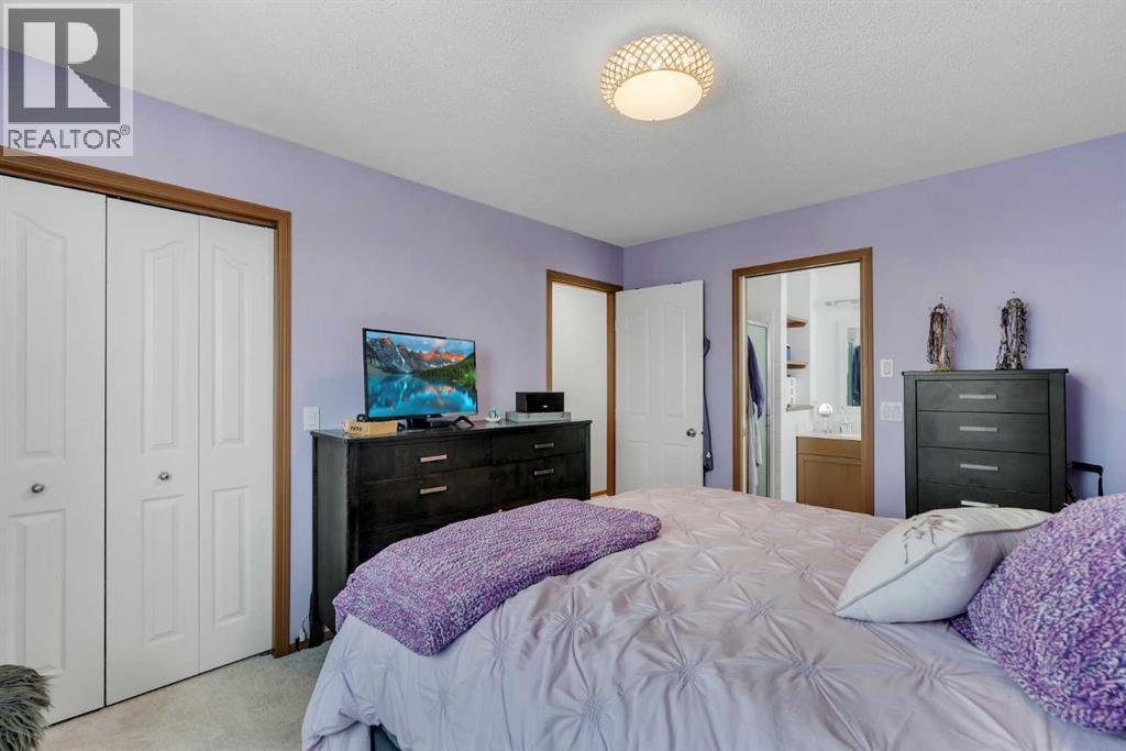 265 Bridlemeadows Common Sw, Calgary, Alberta  T2Y 4V4 - Photo 32 - A2302149