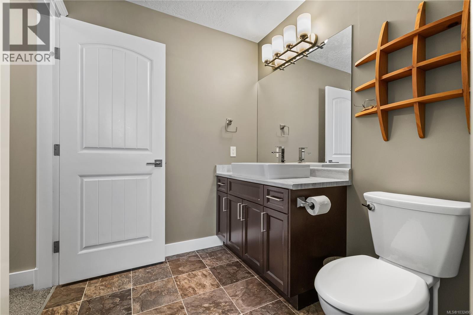 B 4684 Macintyre Ave, Courtenay, British Columbia  V9N 6R2 - Photo 24 - 1032490