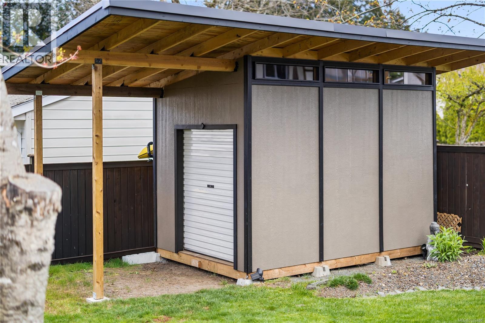 B 4684 Macintyre Ave, Courtenay, British Columbia  V9N 6R2 - Photo 34 - 1032490