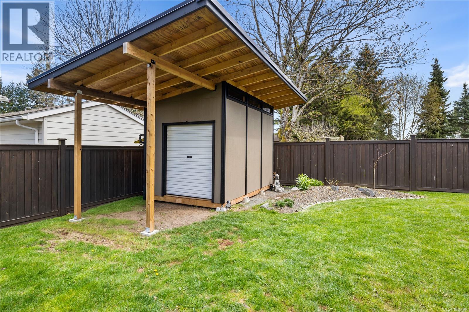 B 4684 Macintyre Ave, Courtenay, British Columbia  V9N 6R2 - Photo 37 - 1032490