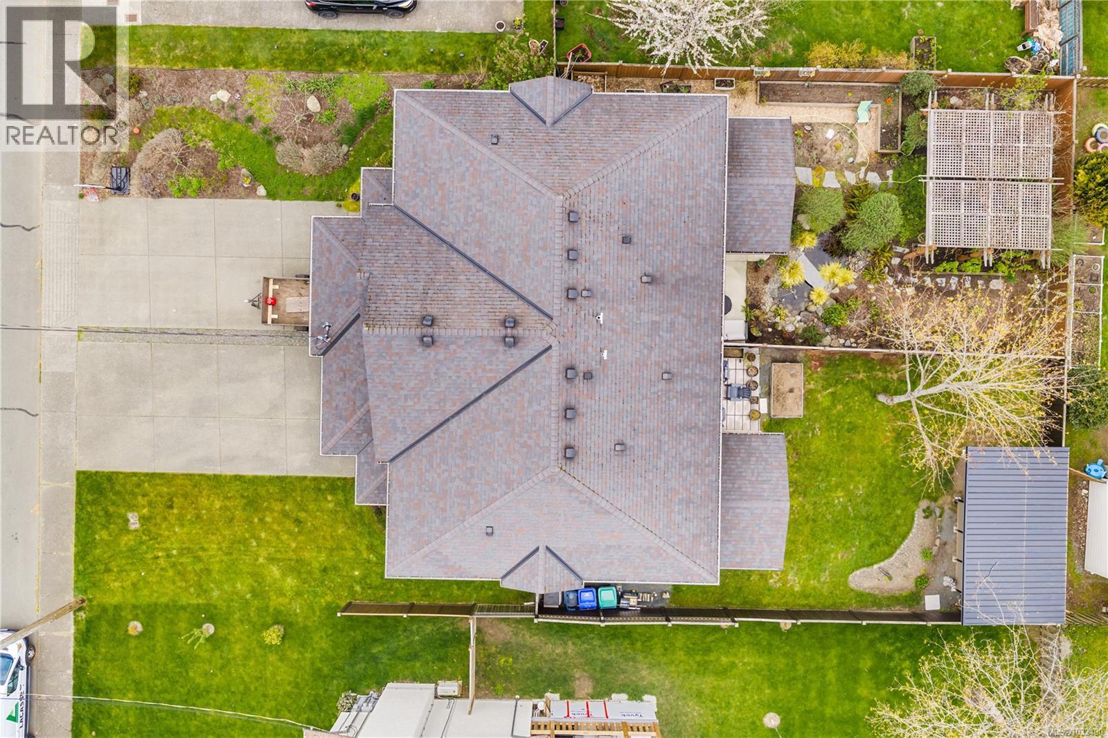 B 4684 Macintyre Ave, Courtenay, British Columbia  V9N 6R2 - Photo 39 - 1032490