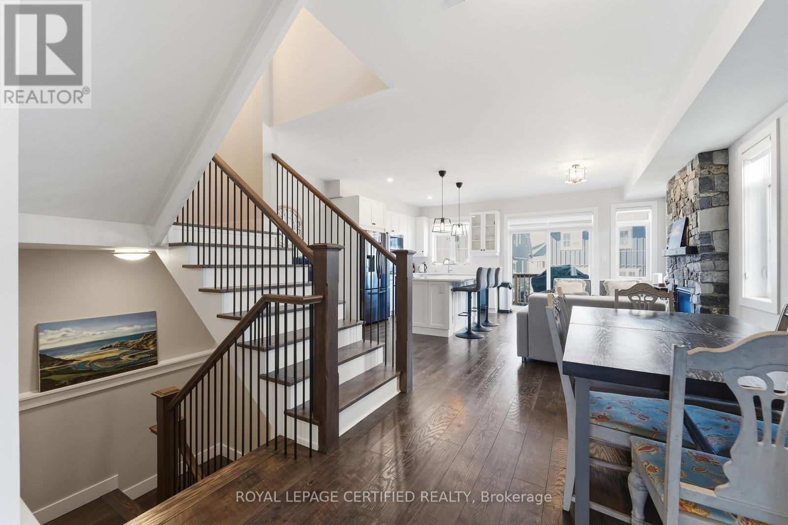 146 Sycamore Street, Blue Mountains, Ontario  L9Y 4E4 - Photo 5 - X13016064