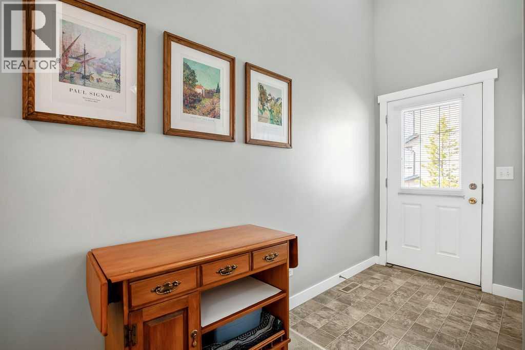 72 Cimarron Vista Gardens, Okotoks, Alberta  T1S 0G3 - Photo 4 - A2301892