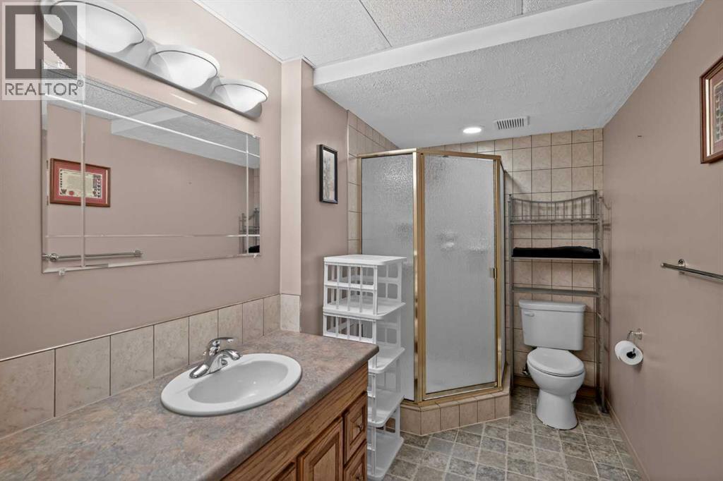 80 Deerbrook Road SE, Calgary, Alberta  T2J 6L6 - Photo 34 - A2302425