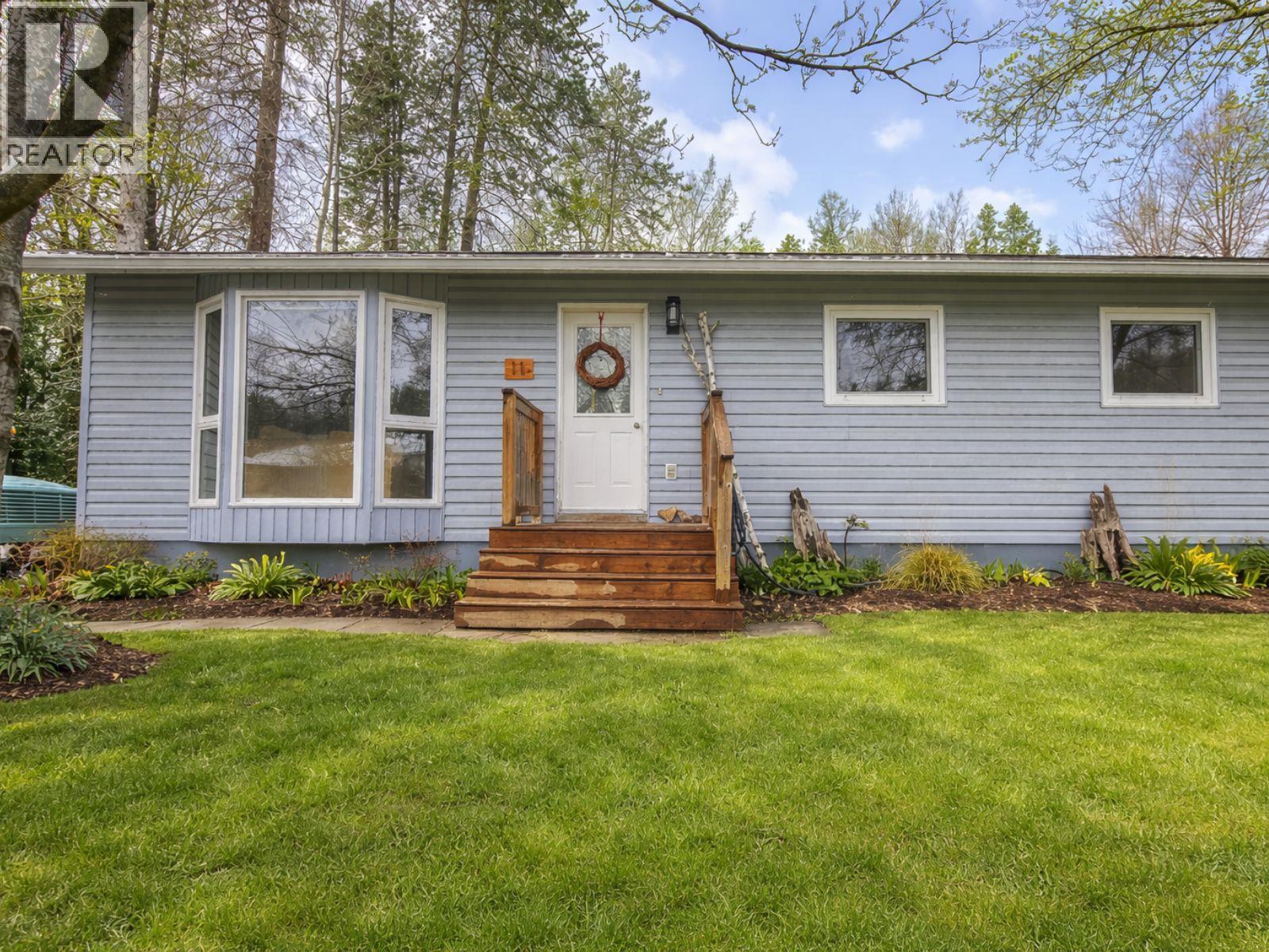 11 Ridgemont Drive, Fernie, British Columbia