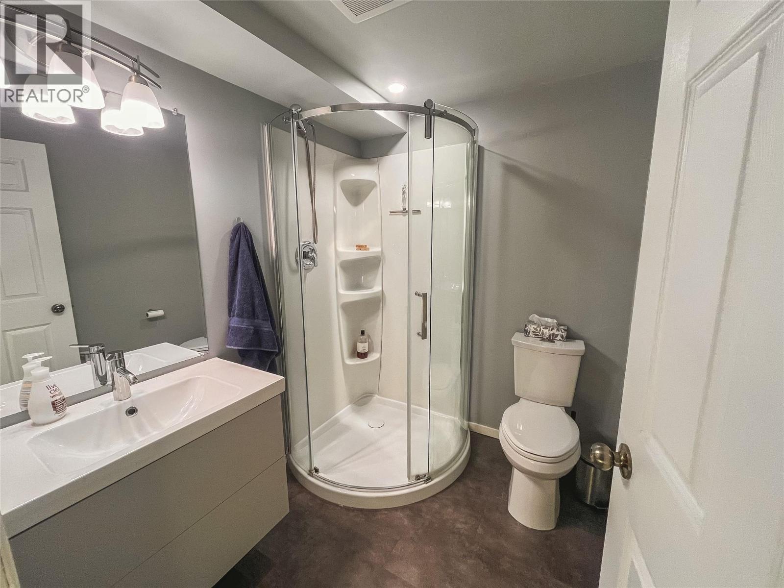 11 Ridgemont Drive, Fernie, British Columbia  V0B 1M2 - Photo 25 - 10383821