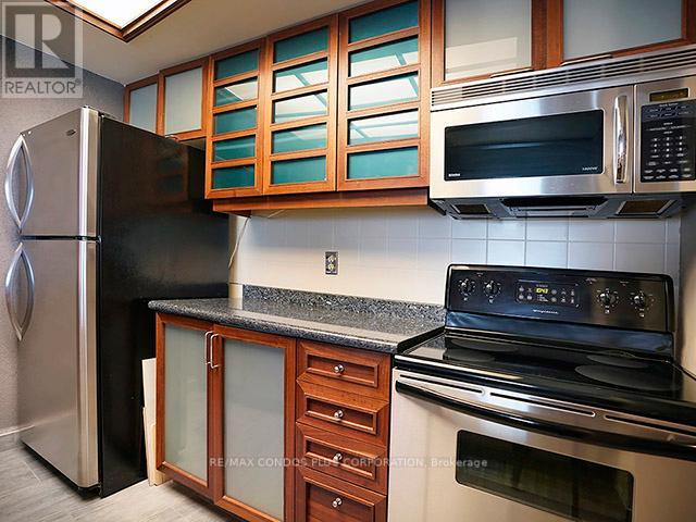 509 - 77 Harbour Square, Toronto, Ontario  M5J 2S2 - Photo 18 - C13014550