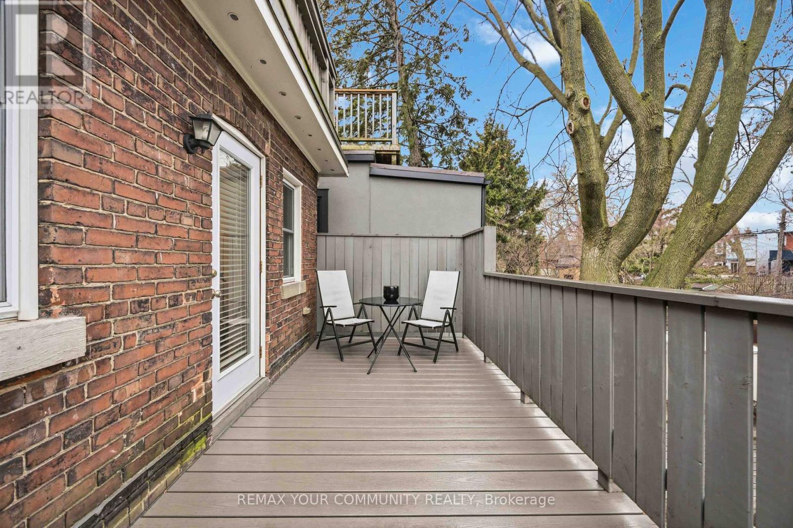 154 Riverdale Avenue, Toronto, Ontario  M4K 1C3 - Photo 25 - E12998736