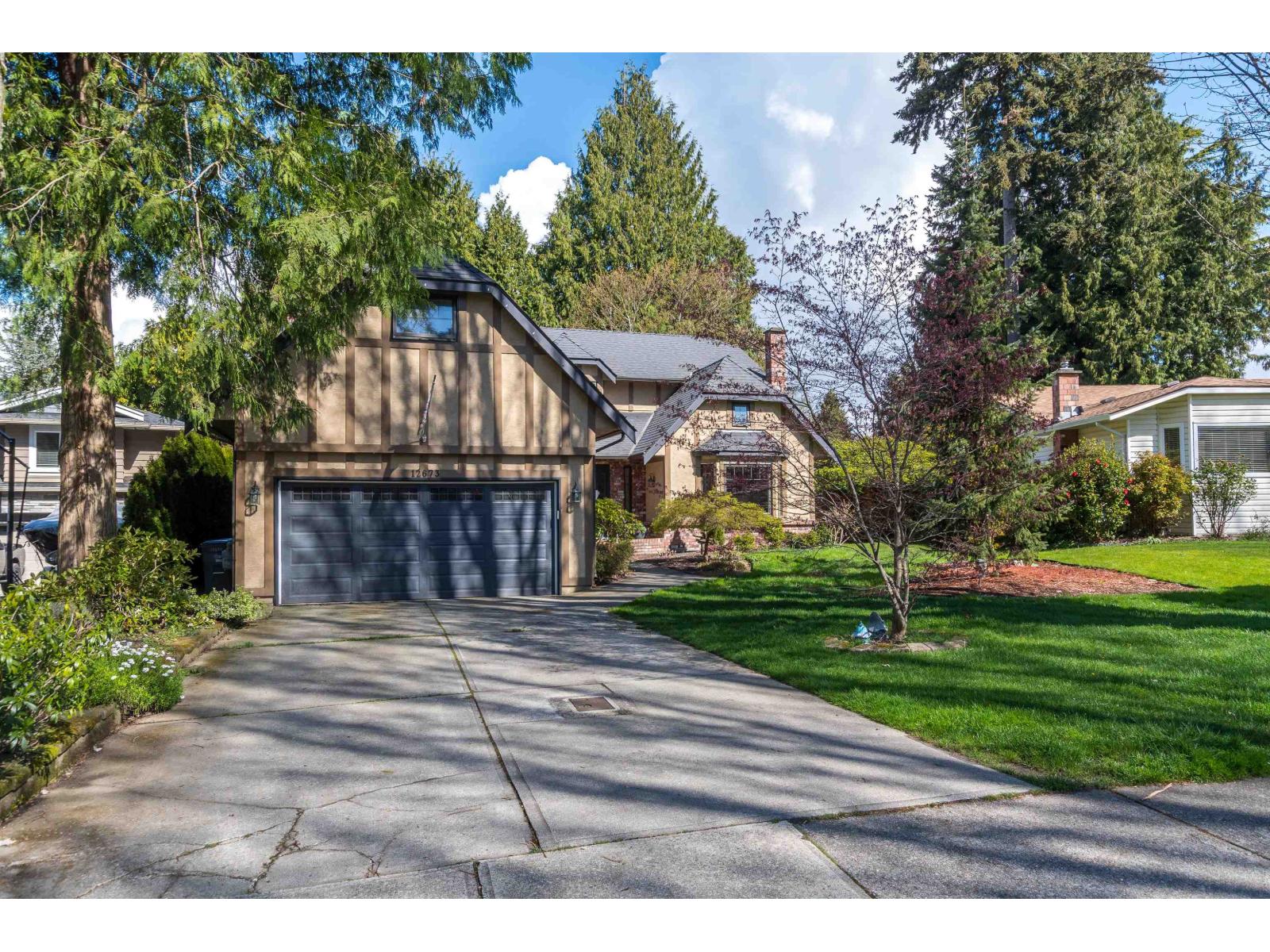 12673 Ocean Cliff Drive, Surrey, British Columbia  V4A 5Z6 - Photo 2 - R3112683