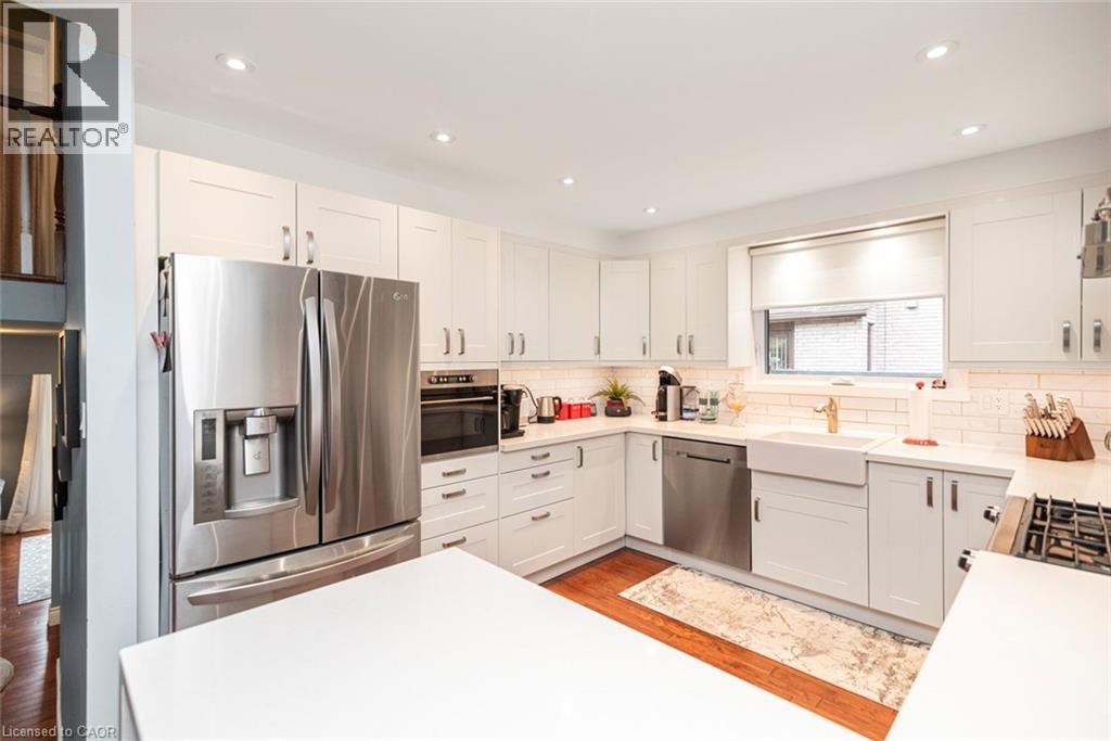 97 Albion Falls Boulevard, Hamilton, Ontario  L8W 1R4 - Photo 11 - 40822044