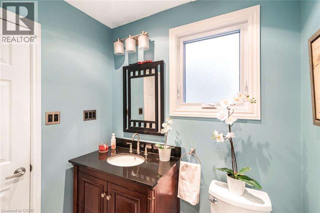 97 Albion Falls Boulevard, Hamilton, Ontario  L8W 1R4 - Photo 33 - 40822044