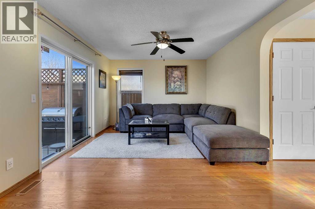 6 Covewood Park Ne, Calgary, Alberta  T3K 4T1 - Photo 6 - A2300433