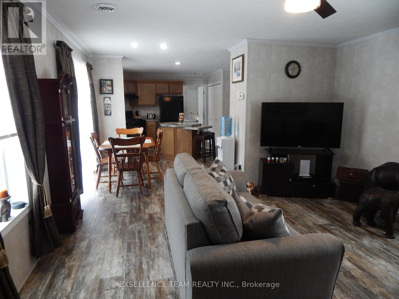 2729 Crows Nest Road E, North Stormont, Ontario  K0C 1T0 - Photo 14 - X12781550