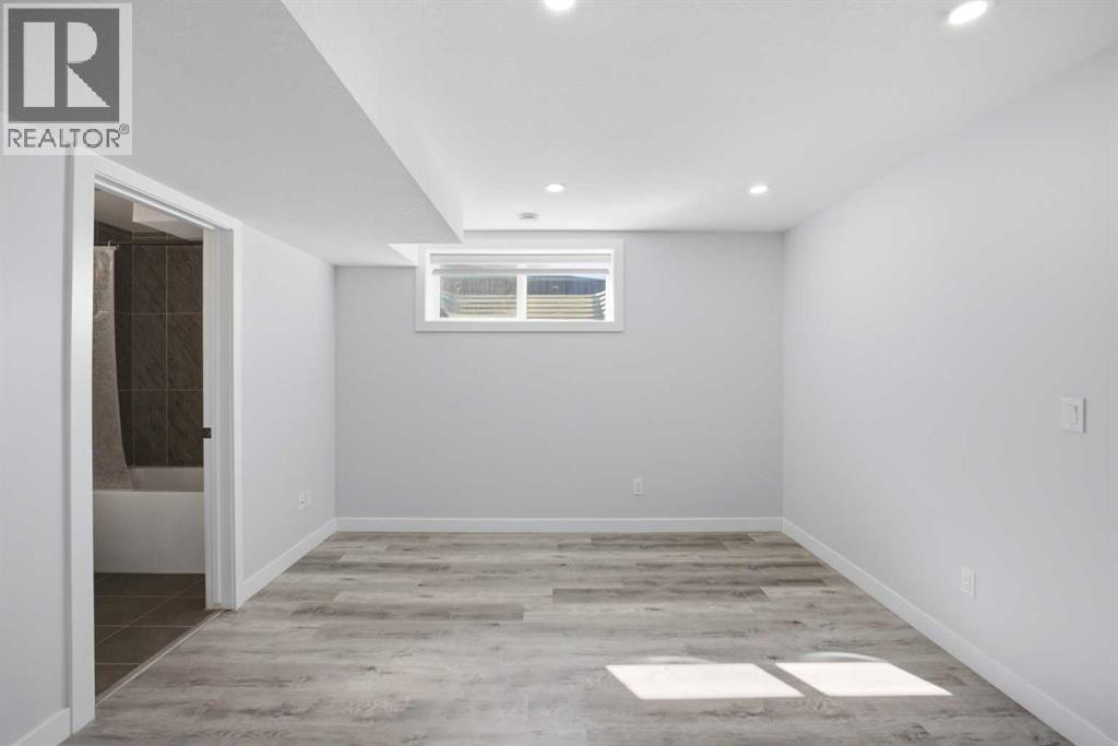 1153 Chinook Gate Bay Sw, Airdrie, Alberta  T4B 5J1 - Photo 34 - A2303098