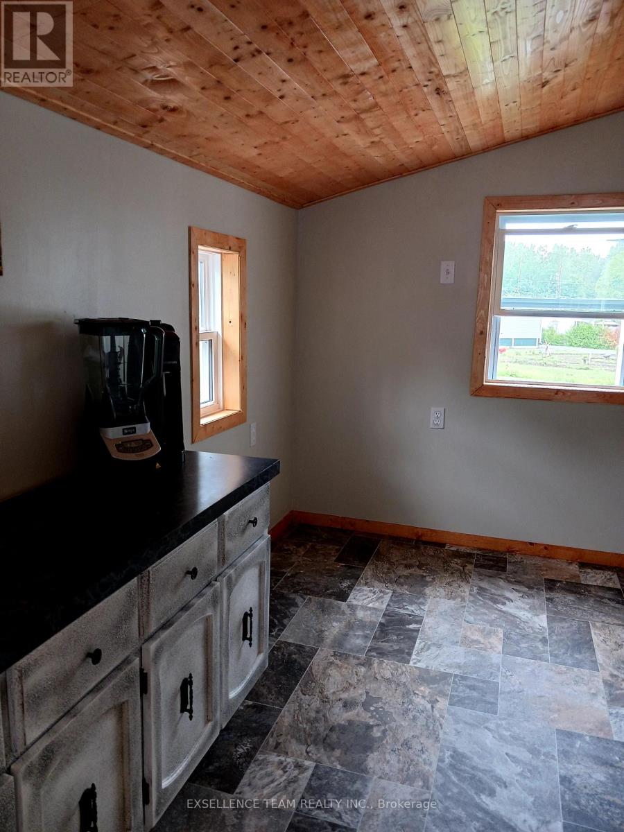 2729 Crows Nest Road E, North Stormont, Ontario  K0C 1T0 - Photo 34 - X12781550