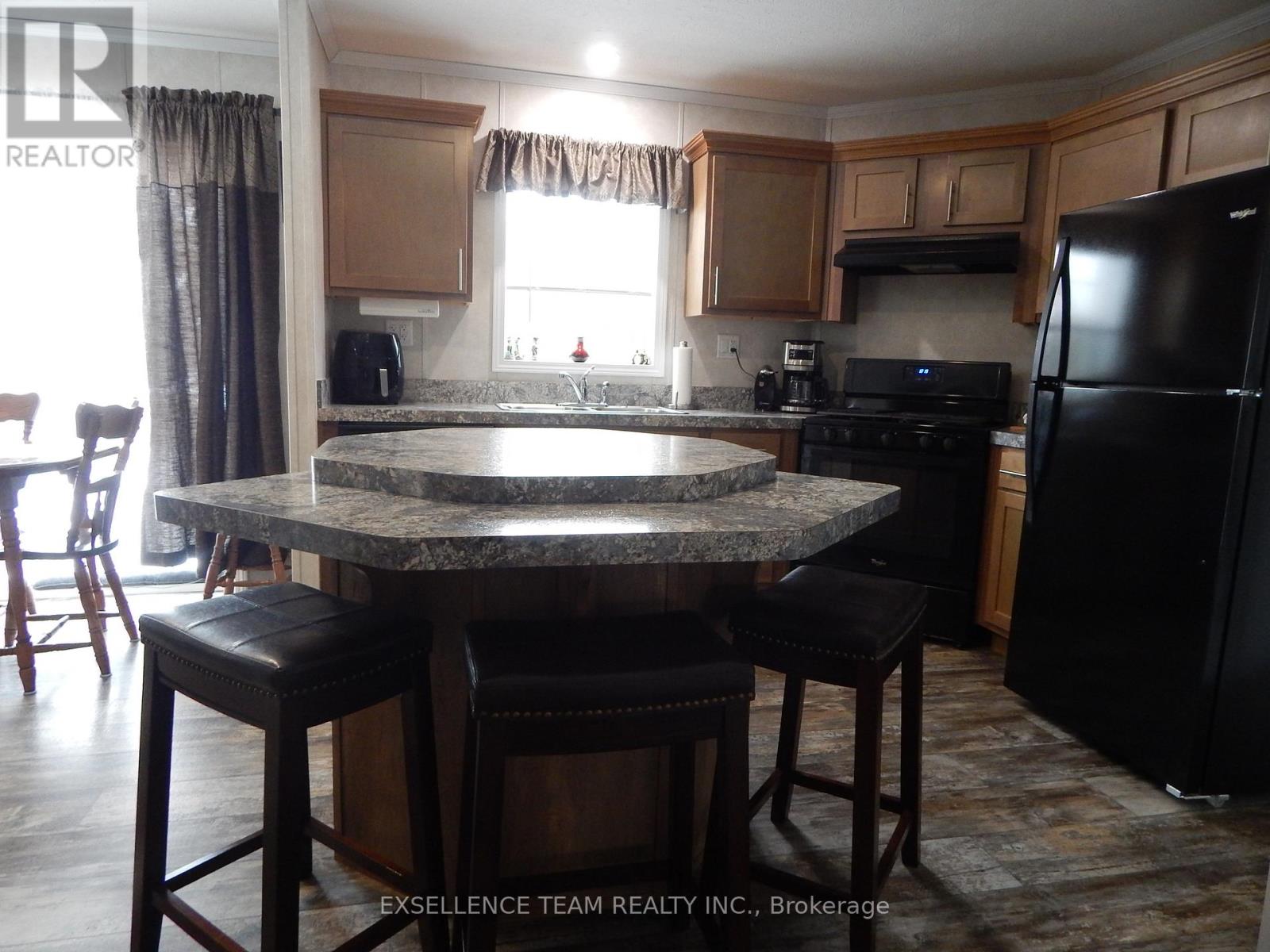 2729 Crows Nest Road E, North Stormont, Ontario  K0C 1T0 - Photo 8 - X12781550