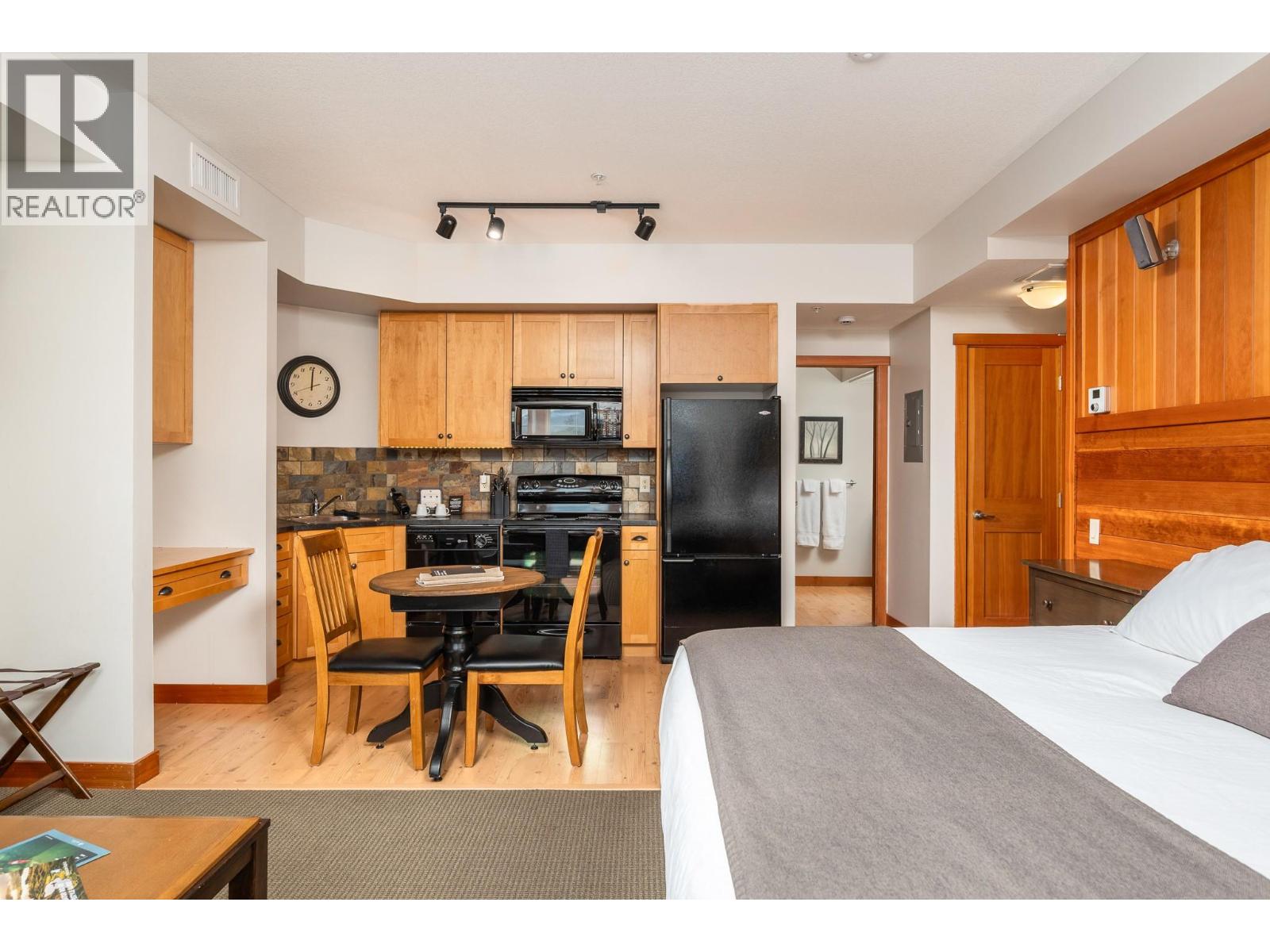 107 Village Centre Court Unit# 217, Vernon, British Columbia  V1H 1Y8 - Photo 11 - 10383124