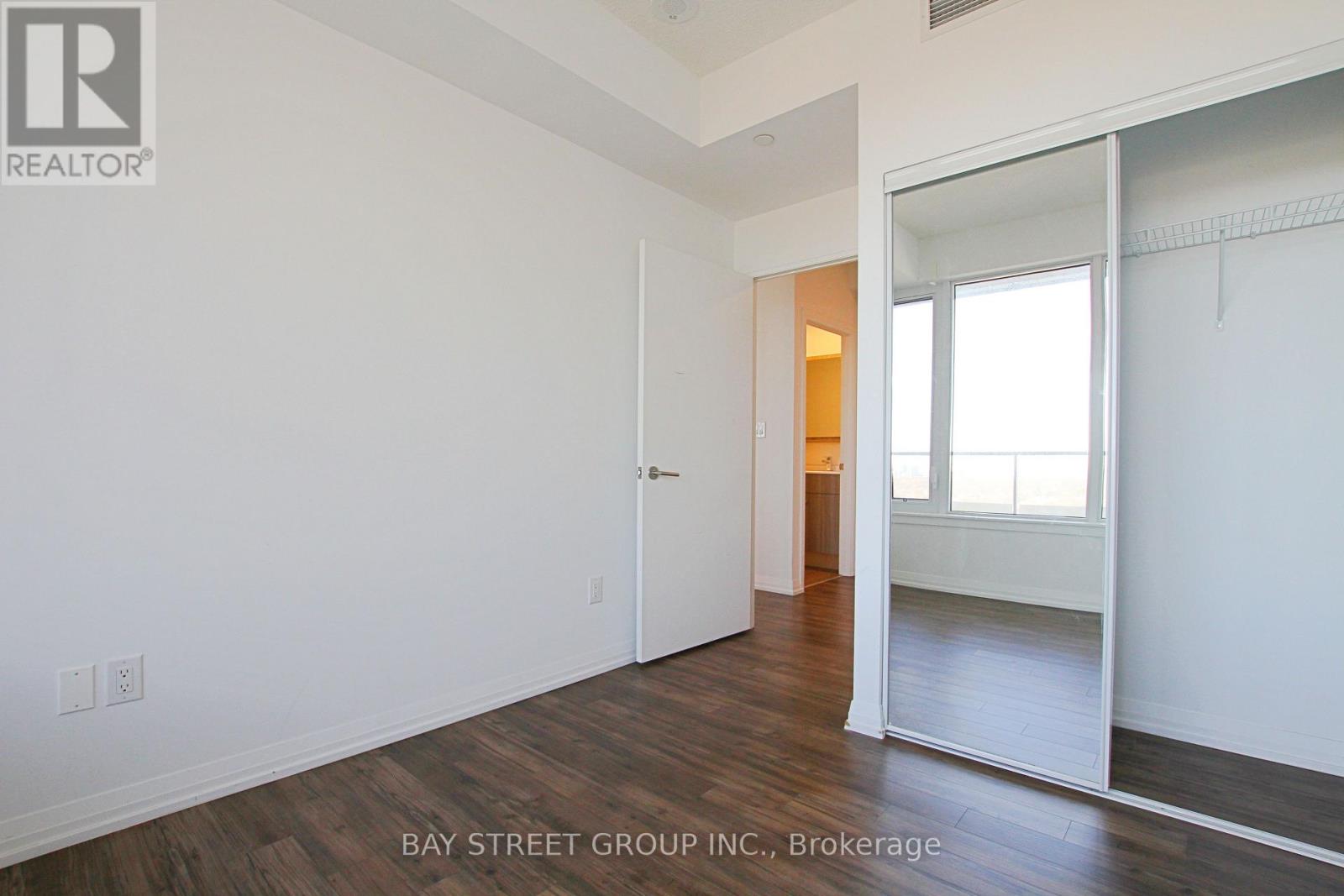 2702 - 75 Canterbury Place, Toronto, Ontario  M2N 0L2 - Photo 14 - C13016148