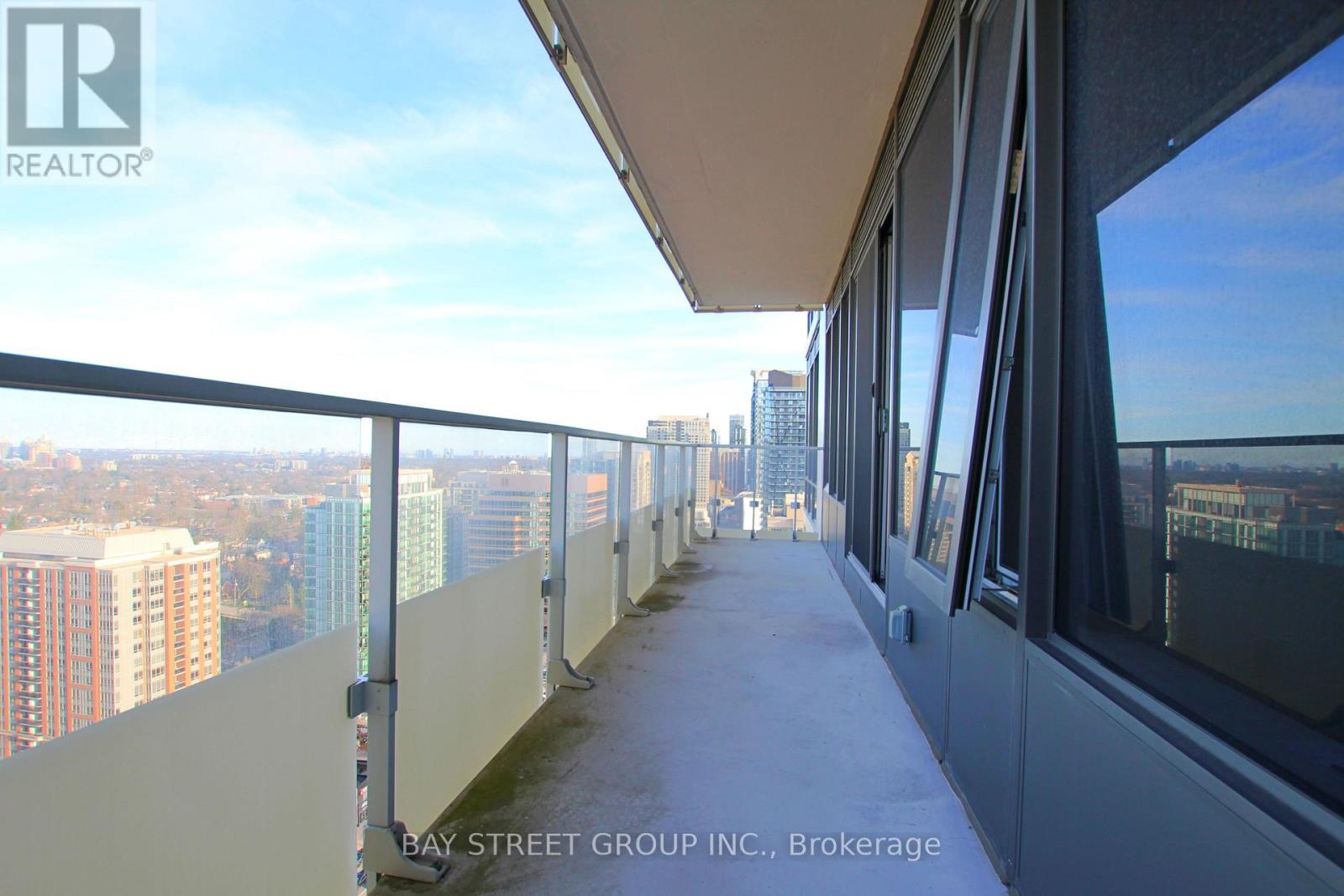 2702 - 75 Canterbury Place, Toronto, Ontario  M2N 0L2 - Photo 18 - C13016148