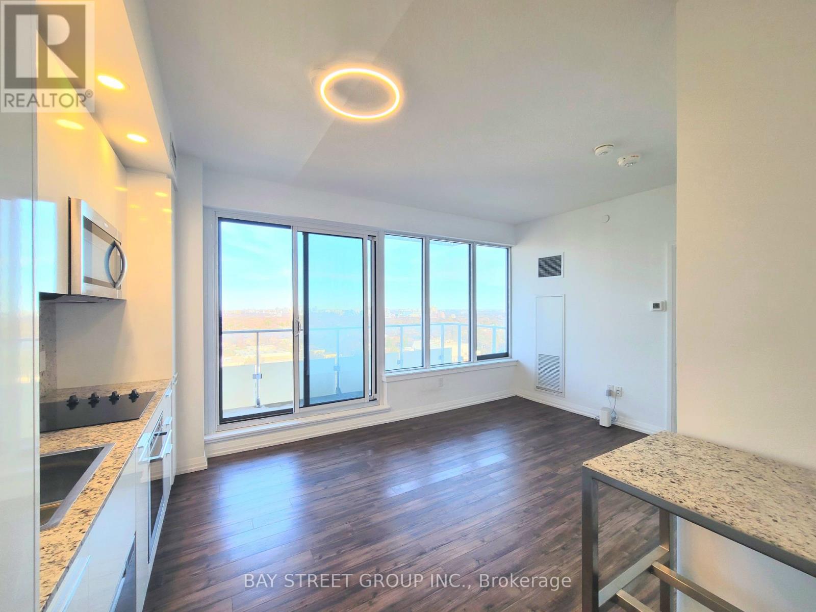 2702 - 75 Canterbury Place, Toronto, Ontario  M2N 0L2 - Photo 5 - C13016148