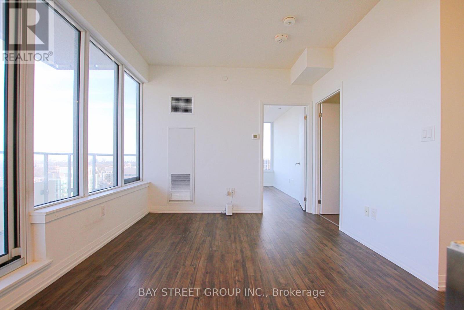 2702 - 75 Canterbury Place, Toronto, Ontario  M2N 0L2 - Photo 8 - C13016148