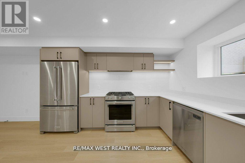 A - 502 Atlas Avenue, Toronto, Ontario  M6C 3R3 - Photo 11 - C13016188