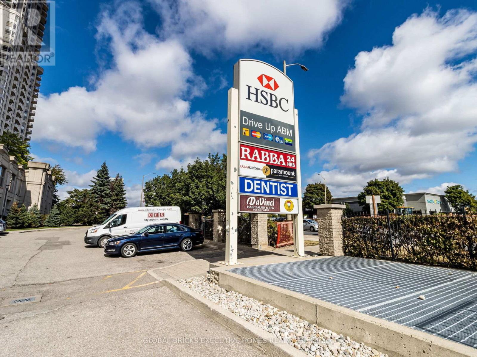 Pho8 - 25 Kingsbridge Garden Circle, Mississauga, Ontario  L5R 4B1 - Photo 43 - W12988996