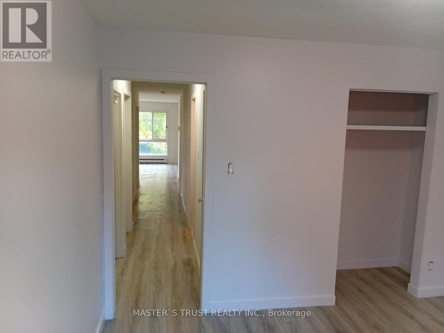 4 - 190 Borland Street E, Orillia, Ontario  L3V 2C3 - Photo 16 - S13016176