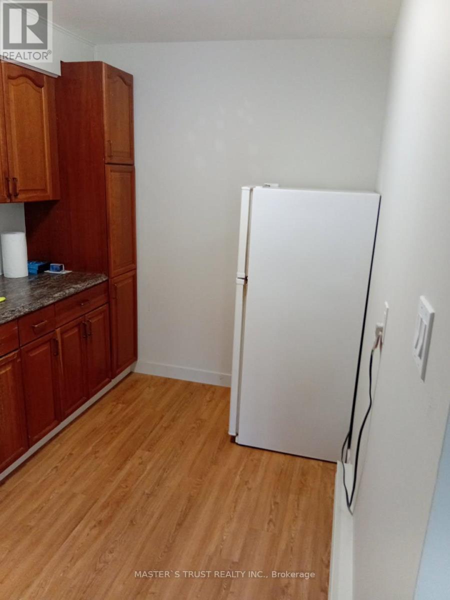 4 - 190 Borland Street E, Orillia, Ontario  L3V 2C3 - Photo 6 - S13016176