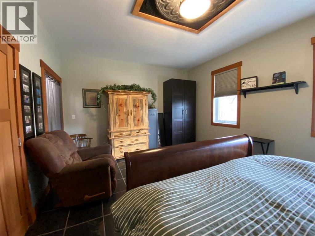 5302 19 Avenue, Coleman, Alberta  T0K 0E0 - Photo 21 - A2300949