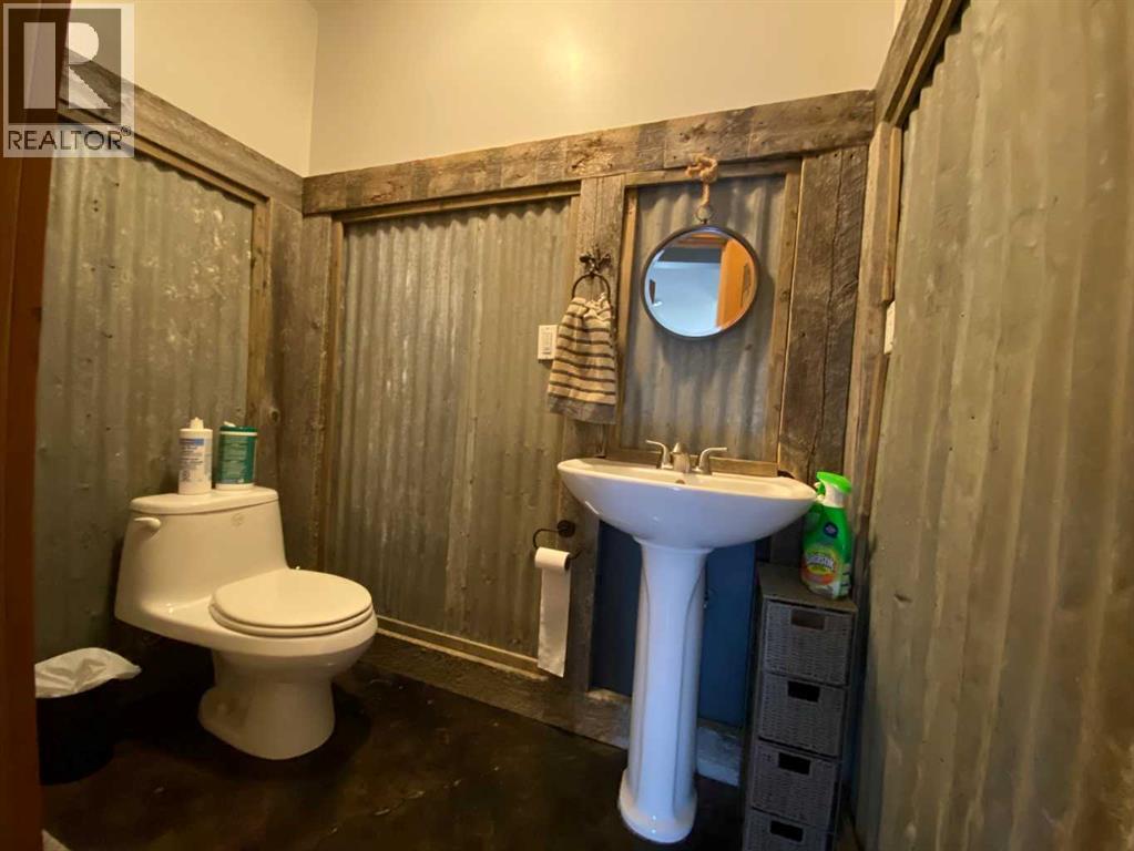 5302 19 Avenue, Coleman, Alberta  T0K 0E0 - Photo 34 - A2300949