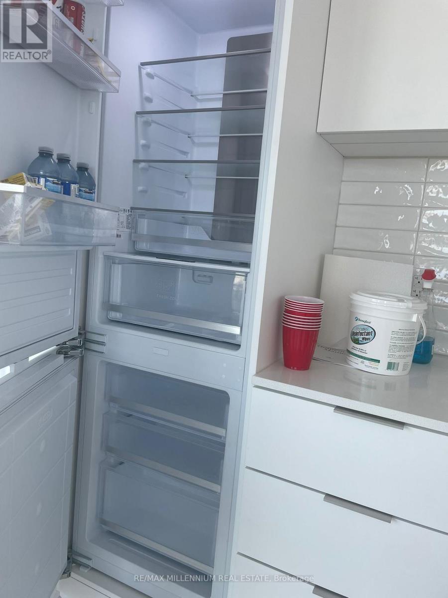 1902 - 15 Skyridge Drive, Brampton, Ontario  L6P 4S3 - Photo 5 - W13016164