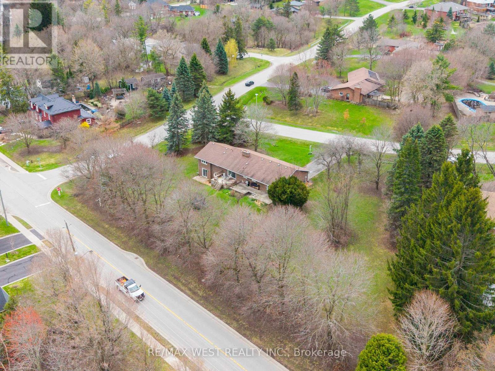 3 Field Crest Road, Caledon, Ontario  L7C 1H4 - Photo 44 - W13016178