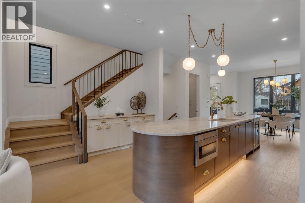 Unit 1, 2032 Bowness Road Nw, Calgary, Alberta  T2N 3K8 - Photo 9 - A2296806