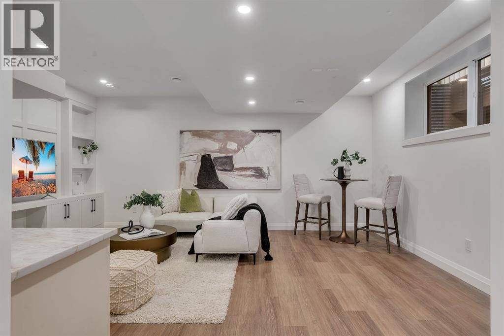 Unit 1, 2032 Bowness Road Nw, Calgary, Alberta  T2N 3K8 - Photo 45 - A2296806